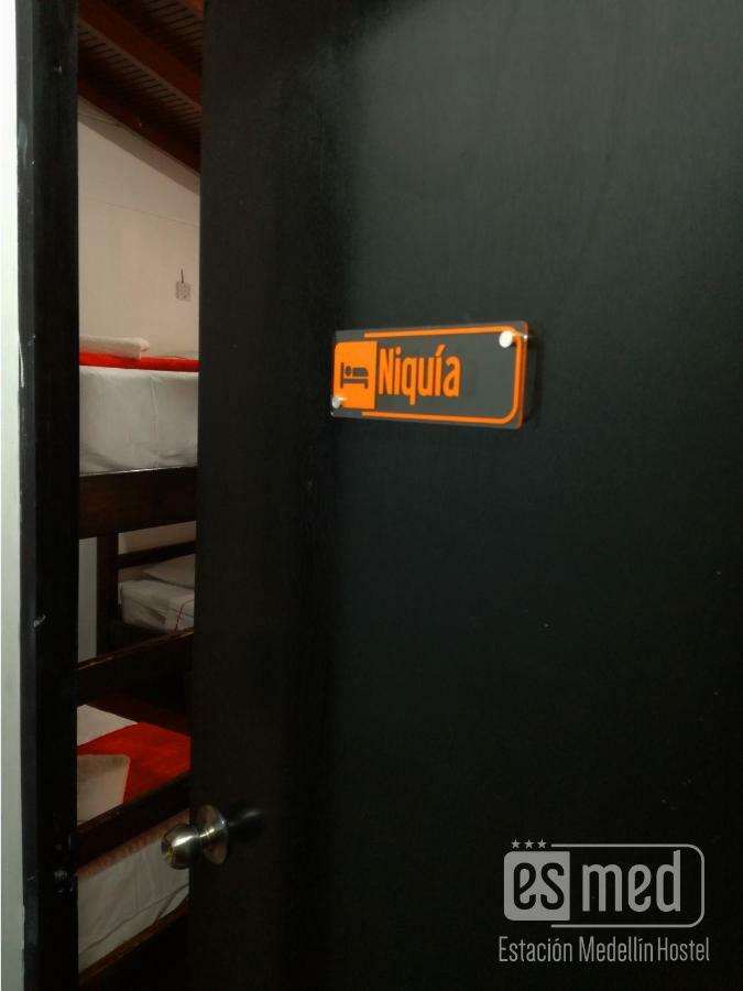 Esmed Hostel เมเดยิน ภายนอก รูปภาพ